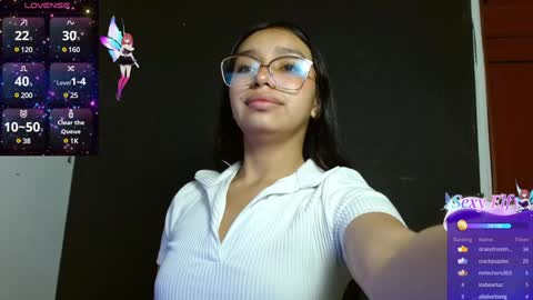 Stefanny lopez online show from 12/10/24, 12:38