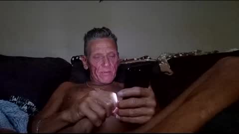 Snapshot of stefy1037 chatting on 10/08/25, 02:53 stefy1037 online show from 10/08/25, 02:53