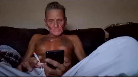 Snapshot of stefy1037 chatting on 10/21/25, 06:14 stefy1037 online show from 10/21/25, 06:14