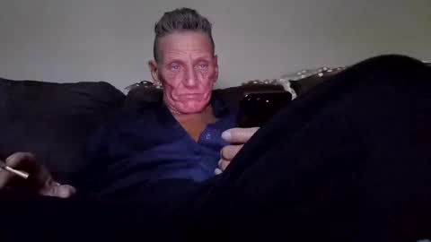 Snapshot of stefy1037 chatting on 10/29/25, 07:32 stefy1037 online show from 10/29/25, 07:32