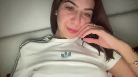 Snapshot of stefy_glow chatting on 03/02/25, 03:24 stefy_glow online show from 03/02/25, 03:24
