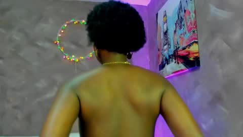 stella online show from 11/28/25, 09:17