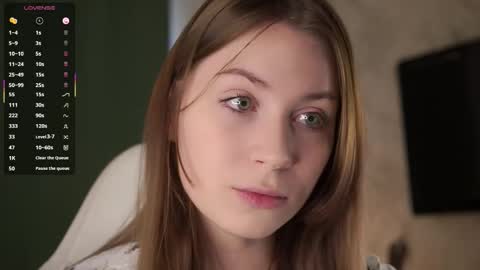 Snapshot of stella_of_steel chatting on 10/16/25, 08:37 Stella online show from 10/16/25, 08:37