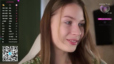 Snapshot of stella_of_steel chatting on 10/19/25, 10:05 Stella online show from 10/19/25, 10:05