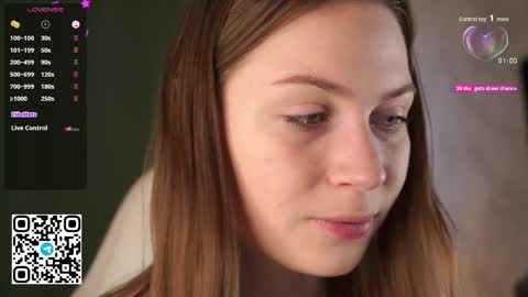 Snapshot of stella_of_steel chatting on 10/25/25, 09:17 Stella online show from 10/25/25, 09:17