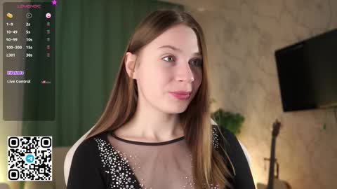 Snapshot of stella_of_steel chatting on 11/18/25, 10:31 Stella online show from 11/18/25, 10:31