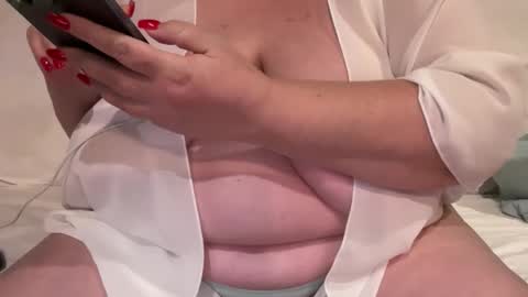 stellaaltamarea online show from 11/10/25, 12:42