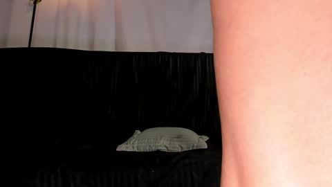 Snapshot of stellart_ chatting on 03/04/25, 02:49 stellart_ online show from 03/04/25, 02:49