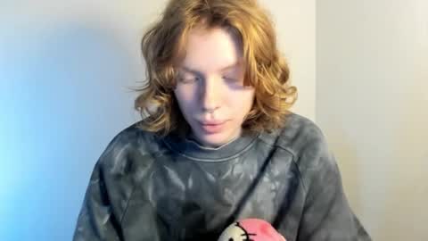 S T E L L A online show from 10/16/25, 09:10