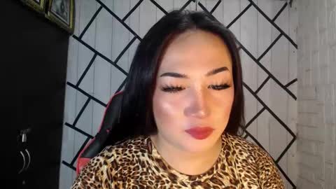 Snapshot of stellaven chatting on 10/10/25, 02:10 Stellaven online show from 10/10/25, 02:10