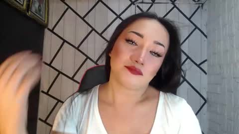 Snapshot of stellaven chatting on 10/15/25, 02:33 Stellaven online show from 10/15/25, 02:33