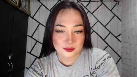 Snapshot of stellaven chatting on 11/01/25, 02:02 Stellaven online show from 11/01/25, 02:02