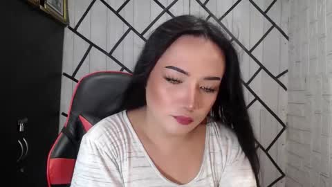 Snapshot of stellaven chatting on 11/10/25, 02:43 Stellaven online show from 11/10/25, 02:43