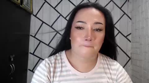 Snapshot of stellaven chatting on 11/13/25, 08:35 Stellaven online show from 11/13/25, 08:35