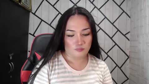 Snapshot of stellaven chatting on 11/14/25, 06:12 Stellaven online show from 11/14/25, 06:12