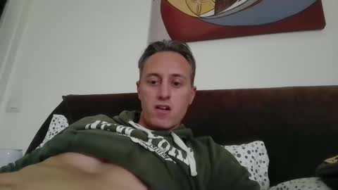 sten015 online show from 11/19/25, 01:44