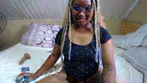 Snapshot of stephaniafa chatting on 03/07/25, 06:02 perfectly imperfect girl online show from 03/07/25, 06:02