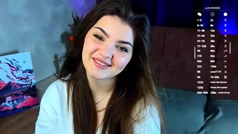 Snapshot of stephanieemiller chatting on 11/16/25, 12:27 Steph online show from 11/16/25, 12:27