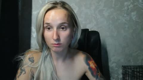 Snapshot of stephiepink chatting on 09/09/25, 11:21 Grace online show from 09/09/25, 11:21