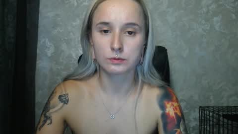 Snapshot of stephiepink chatting on 11/09/25, 09:07 Grace online show from 11/09/25, 09:07