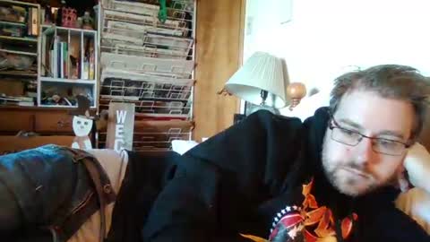 Ian23602 online show from 11/17/25, 06:35