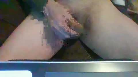 Snapshot of stevecv67 chatting on 11/15/25, 06:59 Steve online show from 11/15/25, 06:59