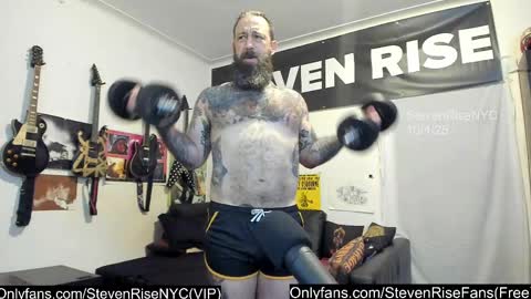 Snapshot of stevenrisenyc chatting on 10/06/25, 12:19 StevenRiseNYC online show from 10/06/25, 12:19