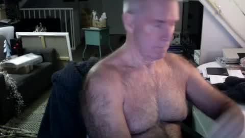 Snapshot of stevetwo chatting on 01/06/25, 10:15 stevetwo online show from 01/06/25, 10:15