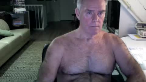 Snapshot of stevetwo chatting on 02/24/25, 10:36 stevetwo online show from 02/24/25, 10:36