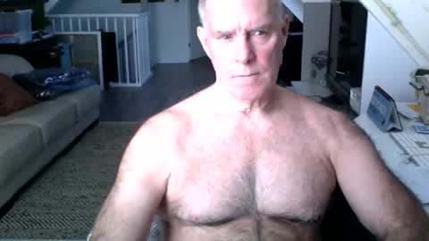 Snapshot of stevetwo chatting on 03/09/25, 01:04 stevetwo online show from 03/09/25, 01:04