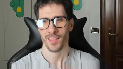 Steve online show from 10/18/25, 01:12