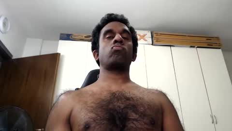 Snapshot of stevmib chatting on 10/09/25, 08:40 StevieMiB online show from 10/09/25, 08:40