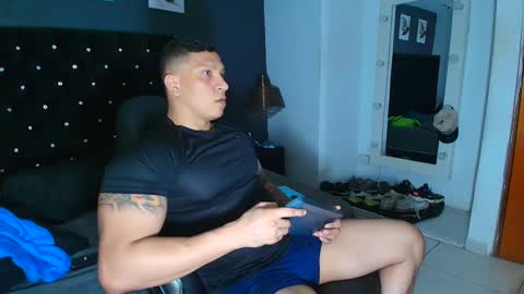Snapshot of stily_santos_ chatting on 09/14/25, 03:16 stily online show from 09/14/25, 03:16