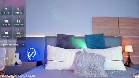 Stone Lee  online show from 12/12/24, 07:41