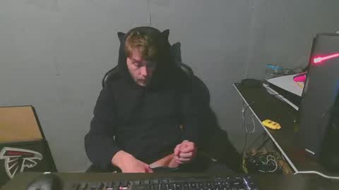 stonedpanda77 online show from 12/29/24, 10:25