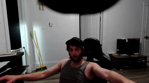 stonedpanda77 online show from 10/31/25, 03:18