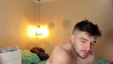 Snapshot of stoneepaul chatting on 01/26/25, 05:23     --free-- online show from 01/26/25, 05:23