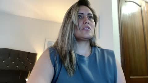 stormy  carter online show from 11/08/25, 01:22