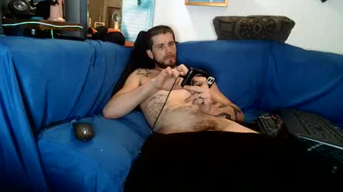 straitpipermann22 online show from 11/21/25, 07:29