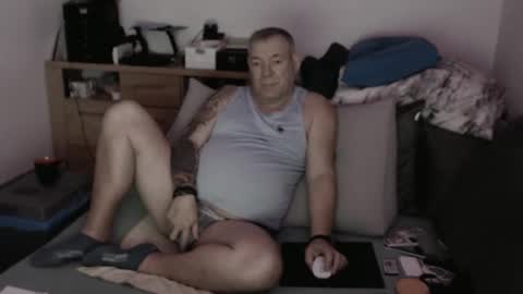 Stranger online show from 10/17/25, 08:44