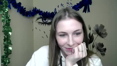 Snapshot of stranger_giirl chatting on 02/05/25, 04:14 Amalia online show from 02/05/25, 04:14