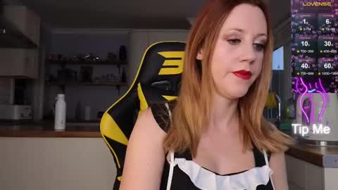 Snapshot of stripmequick chatting on 01/28/25, 10:34 Amorina online show from 01/28/25, 10:34