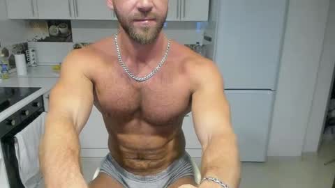 Strong Arni online show from 02/09/25, 07:52