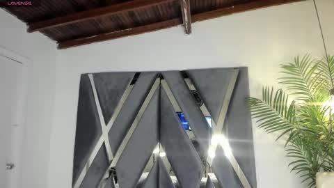 Alexa   online show from 11/26/25, 11:00