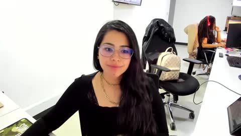 Snapshot of studcb_ chatting on 02/05/25, 01:58 studcb_ online show from 02/05/25, 01:58