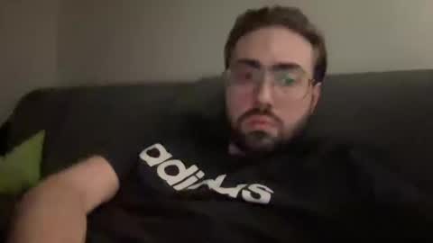 27yo student online show from 09/22/25, 09:28