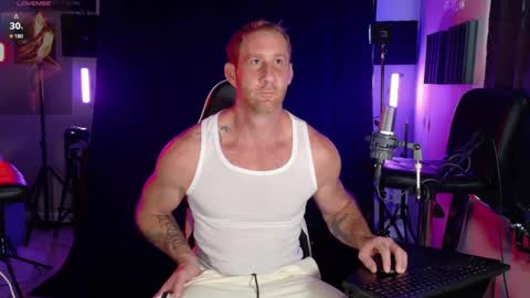 Snapshot of studforyouall chatting on 09/22/25, 02:41 Ryan Long online show from 09/22/25, 02:41