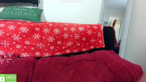 StudioWahines online show from 12/26/24, 03:16