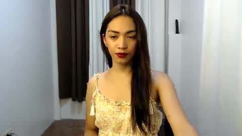 Snapshot of stunning__amber chatting on 09/18/25, 08:49 stunning__amber online show from 09/18/25, 08:49