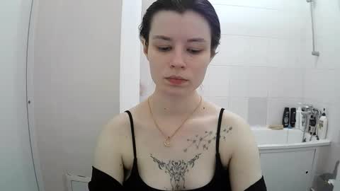 Eva online show from 11/15/25, 04:47